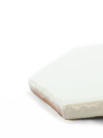 Carrelage mural hexagonal blanc type tomette artisanale