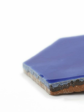 Faïence murale hexagonale émail bleu vif style artisanal CE1406027