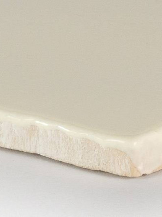 Carrelage artisanal beige 10 x 10, type terre cuite émaillée