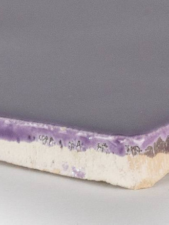 Carrelage mural violet, type terre cuite émaillée 10 x 10 cm