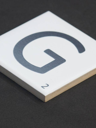 Scrabble-Fliese Buchstabe G 10 × 10 cm - LE0804007