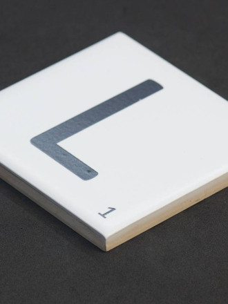 Scrabble-Fliese Buchstabe L 10 × 10 cm - LE0804012