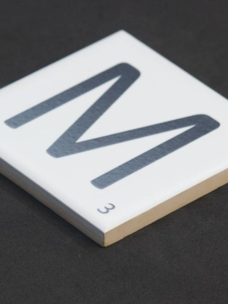 Carrelage mural 10x10 scrabble lettre M LE0804013