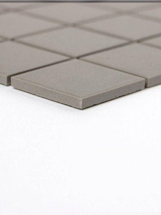 Carrelage mosaïque maille grise antidérapante 5x5 cm AB2204035